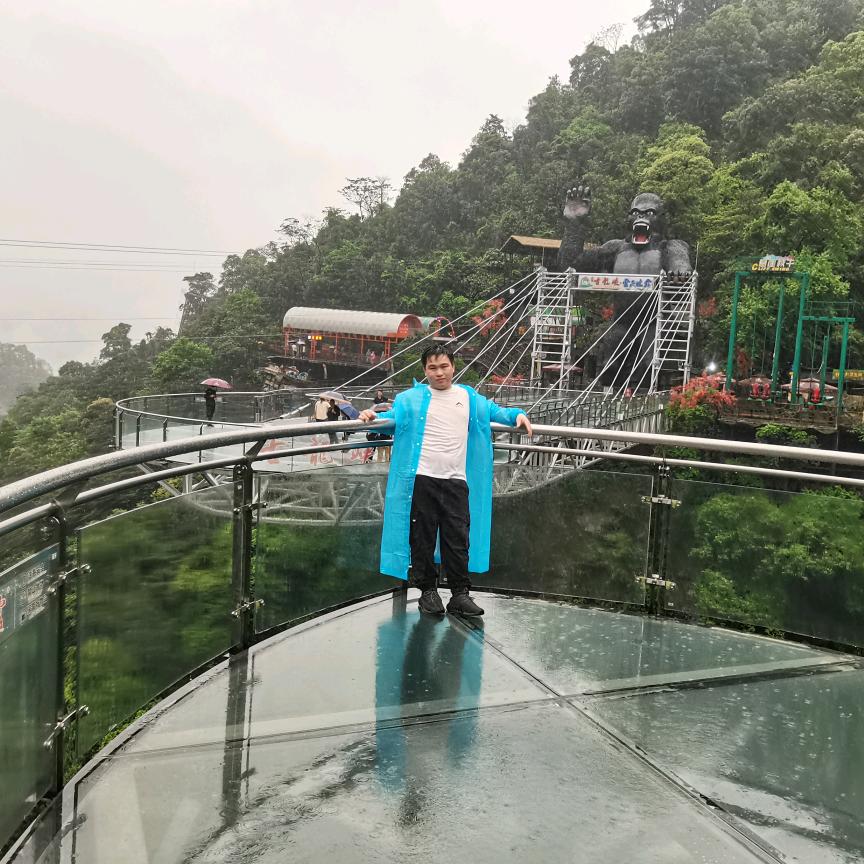小张很努力