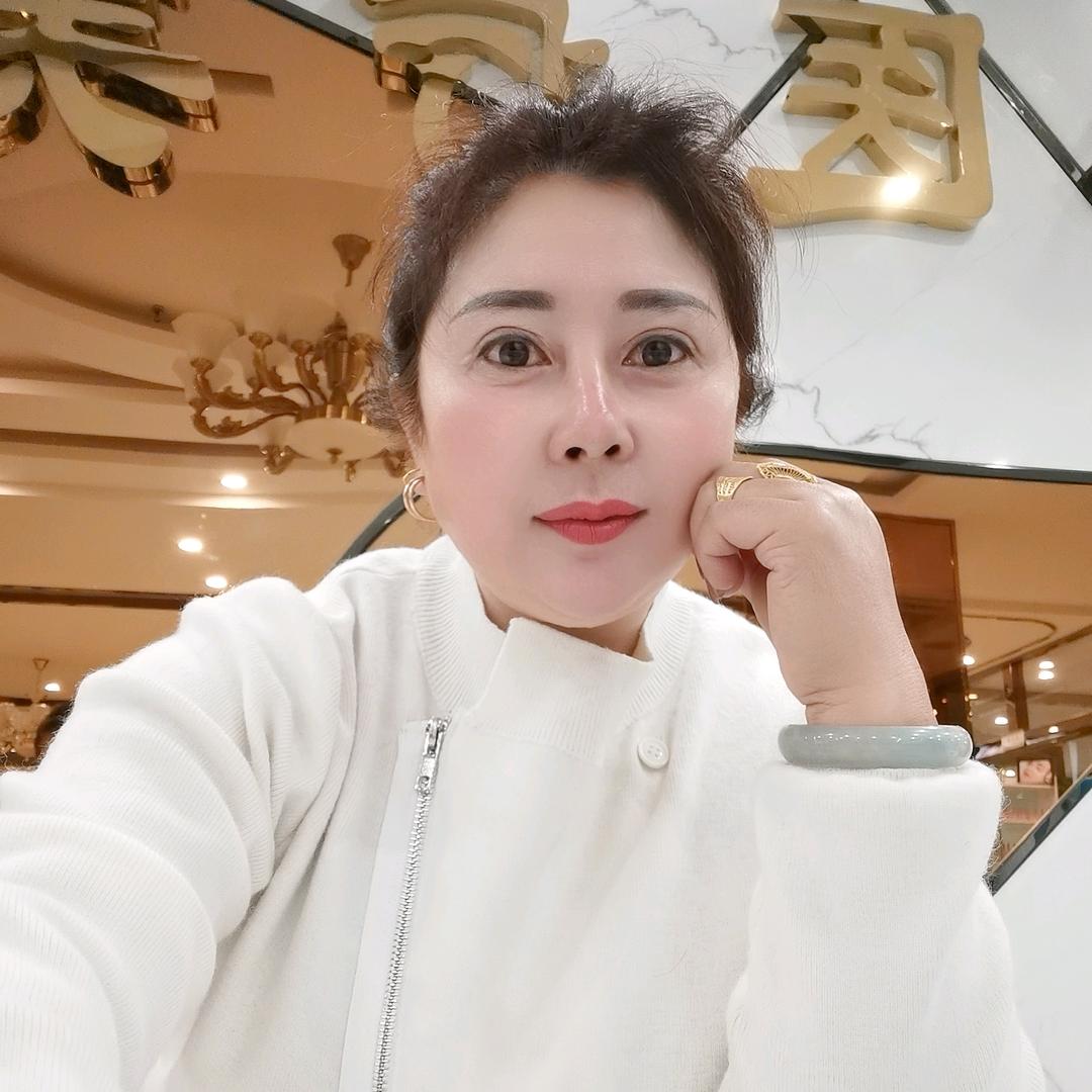 弥渡六华苑快餐店