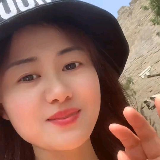 海口龙华俪弦商贸商行