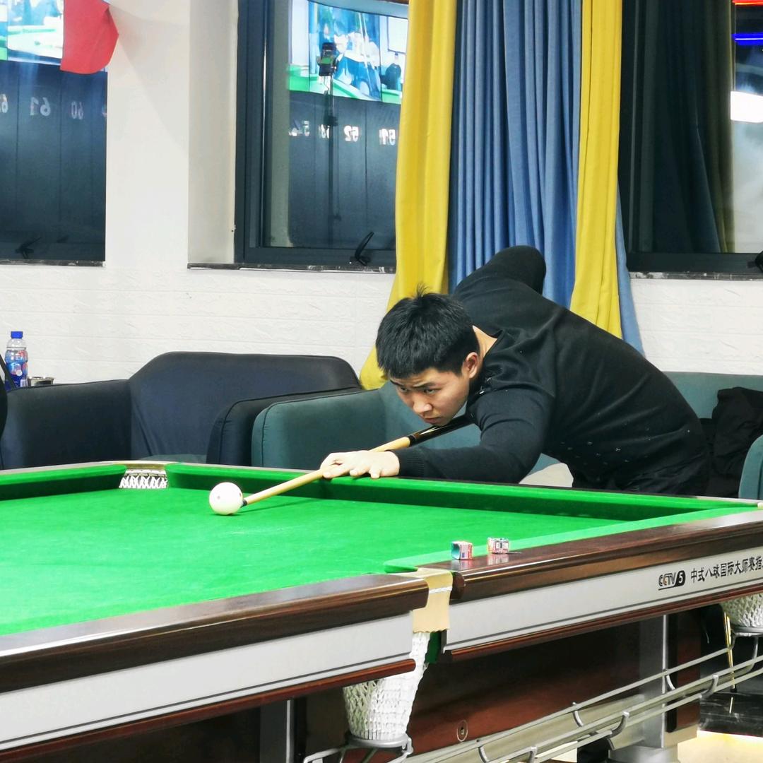 松瑞不会打台球🎱