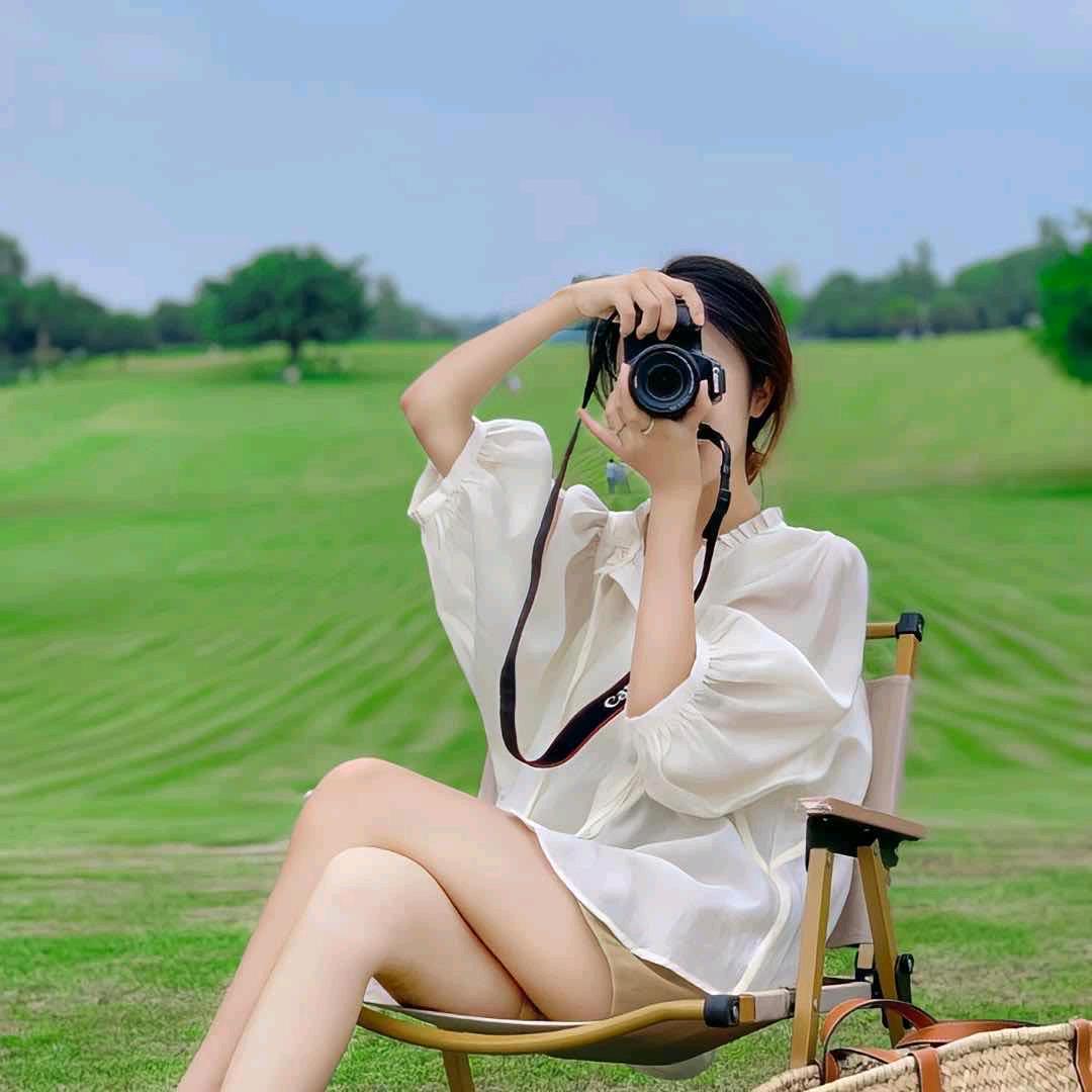 是小阿怡呀、