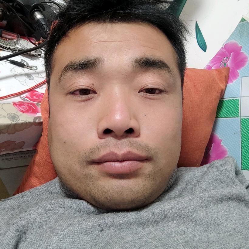 吕占东