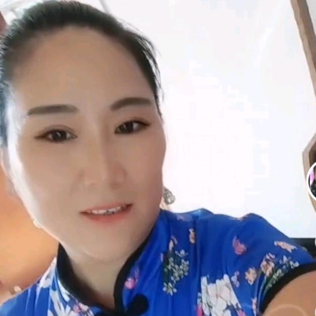 陈勤