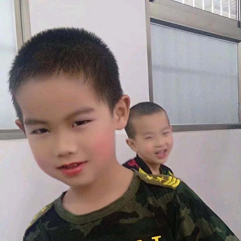 钦装上阵