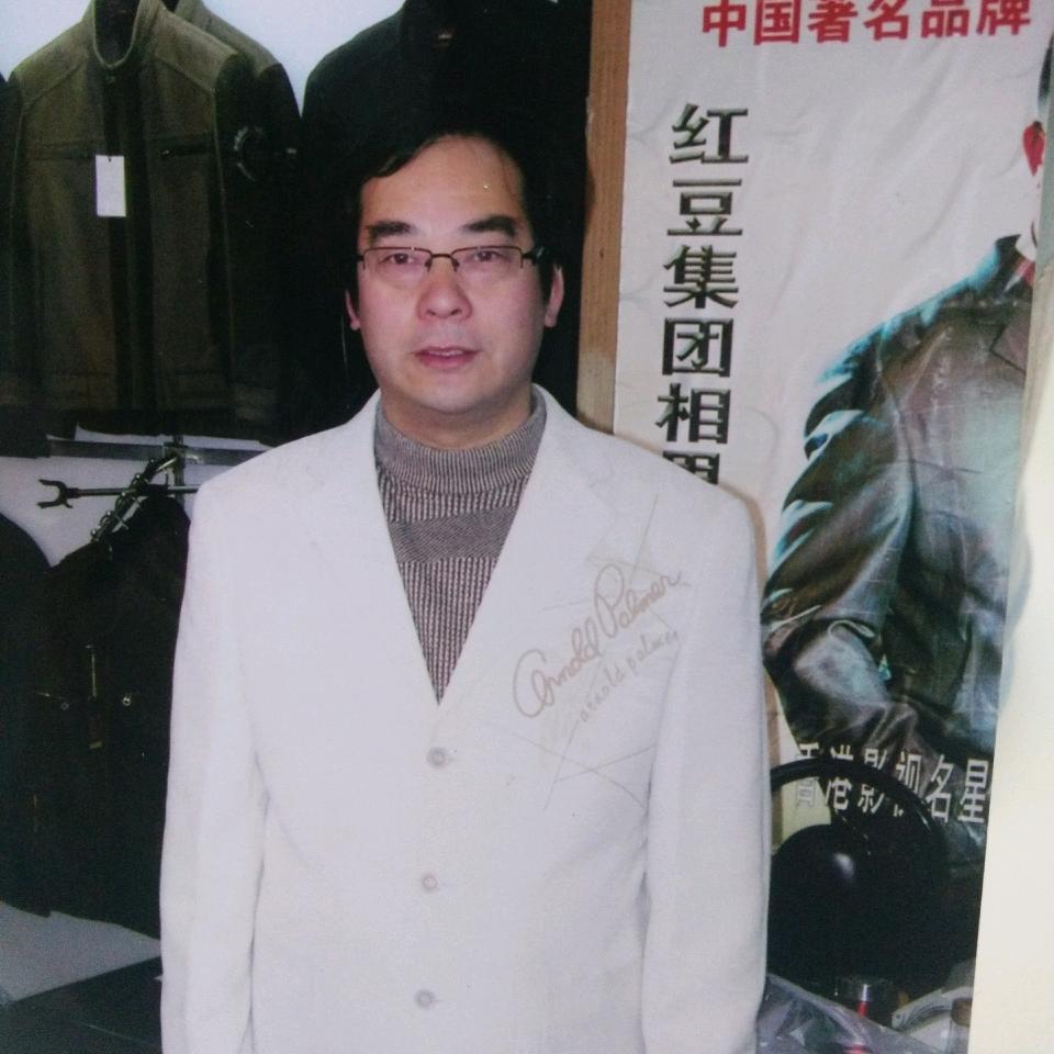 雪丛林涂料小汪