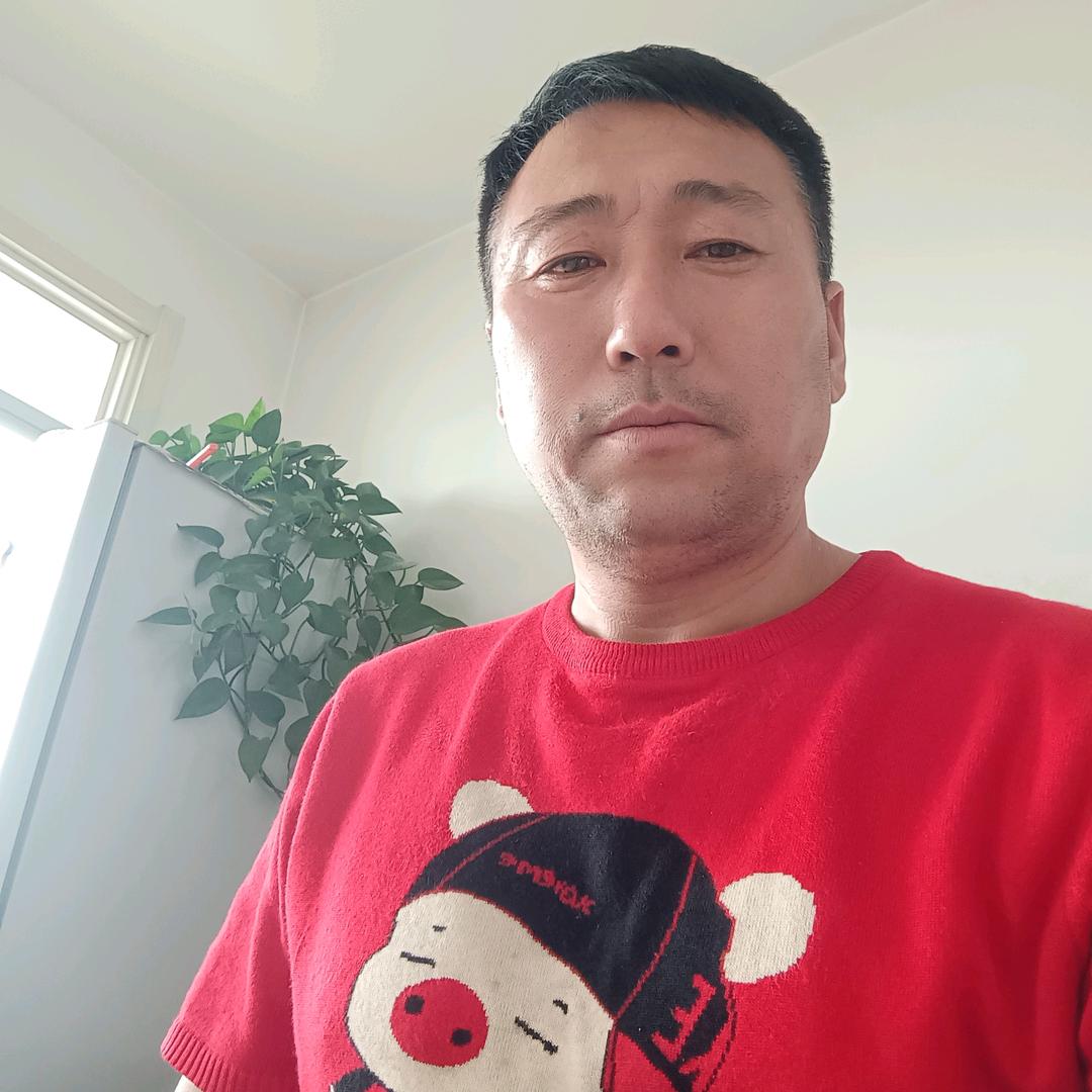 东北卡车小哥一个人闯天涯