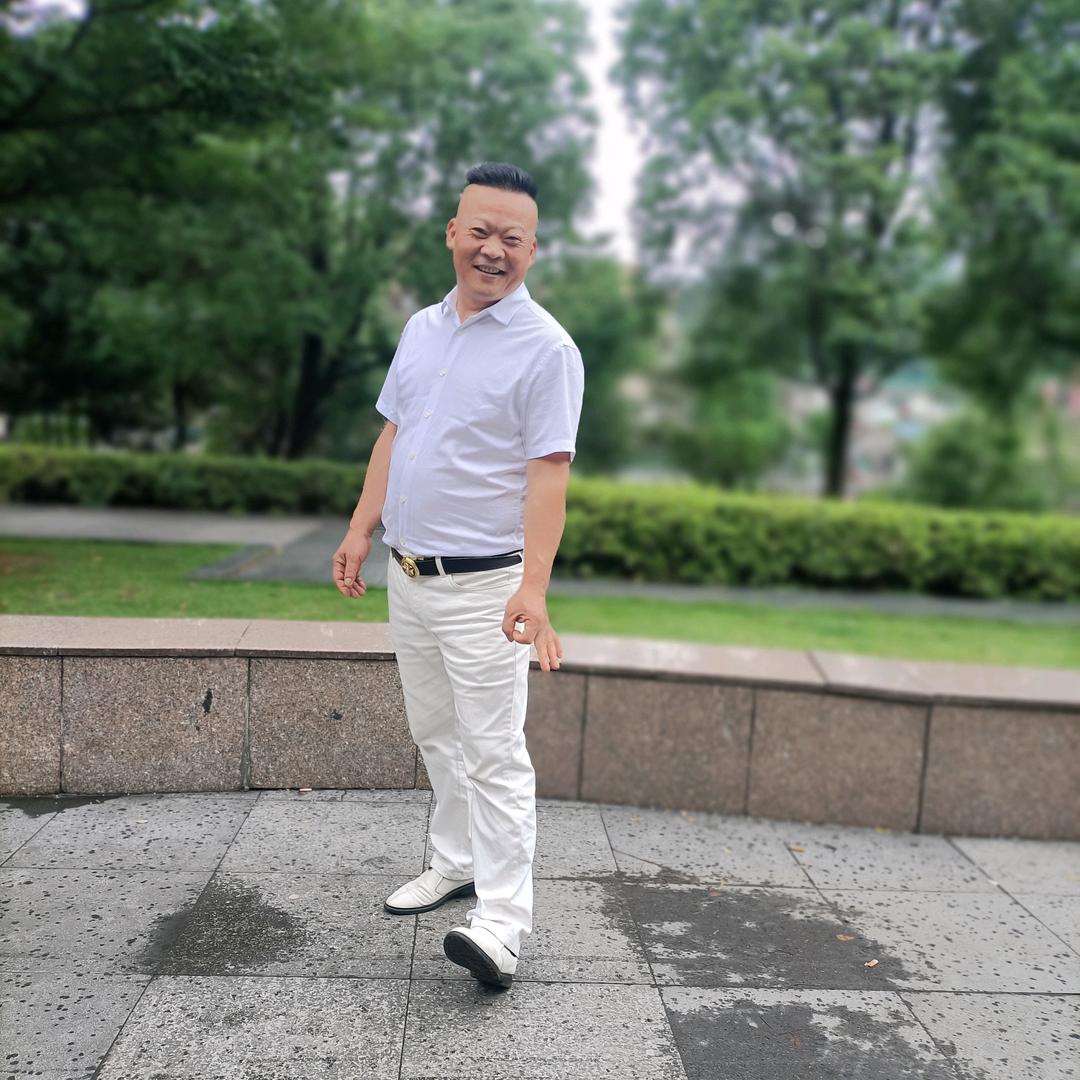 真心的人。