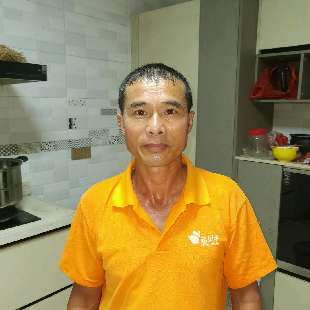 黄金百香果种植黄哥