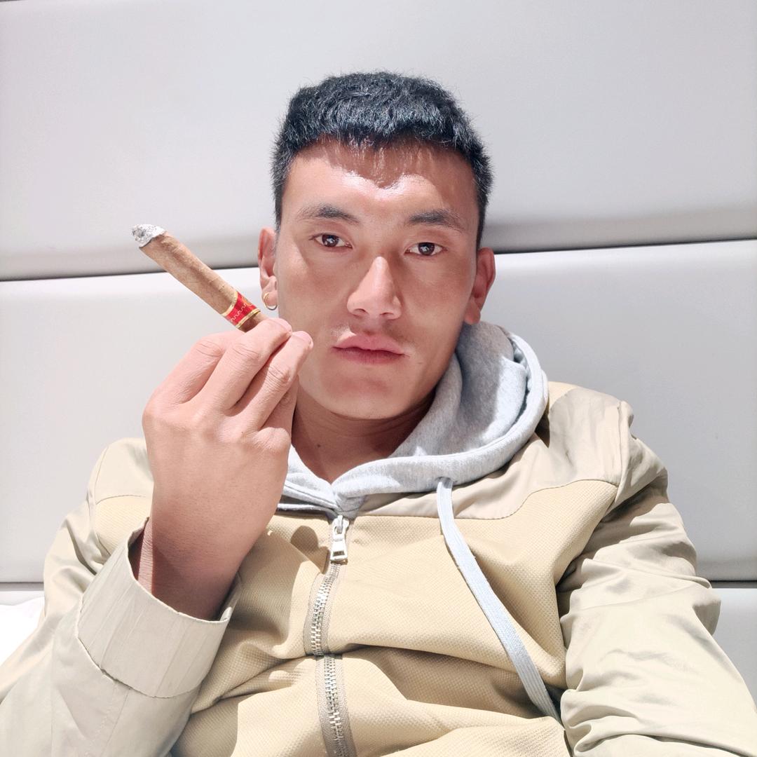 阿哲