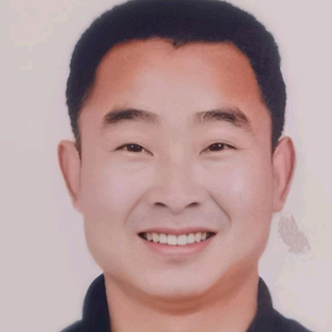 爱笑🉐️华仔