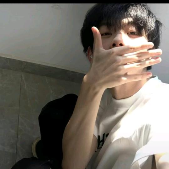 别那么晚睡（在校创业中）