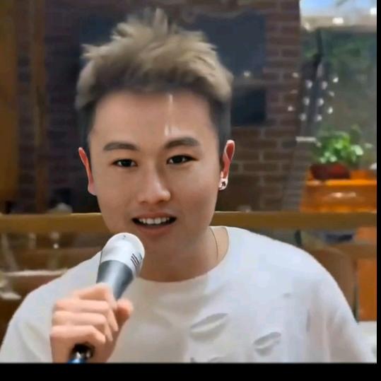 华晓王