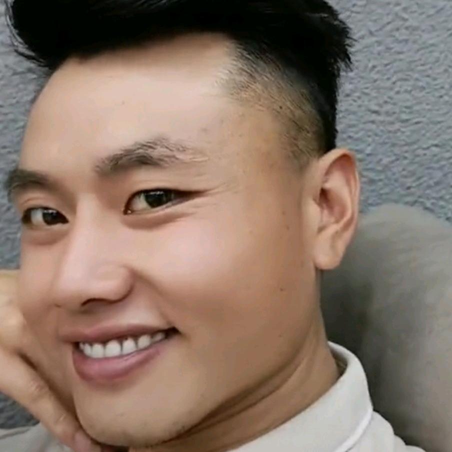 在逃驸马，我信你个鬼