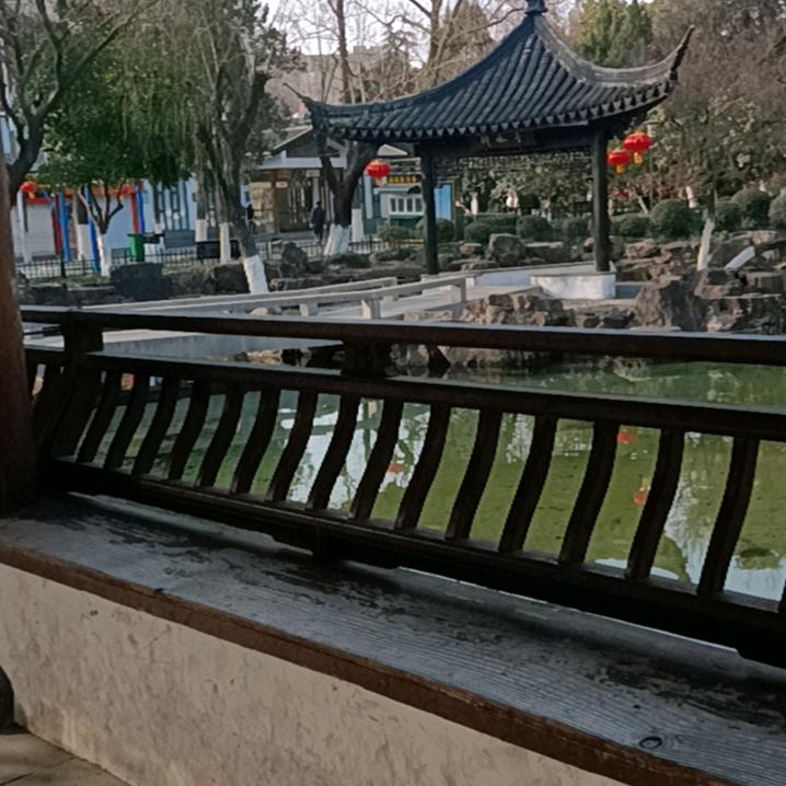 江南布衣