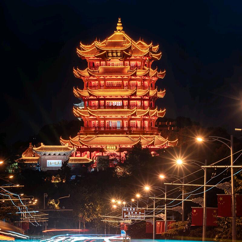 热干面配拿铁