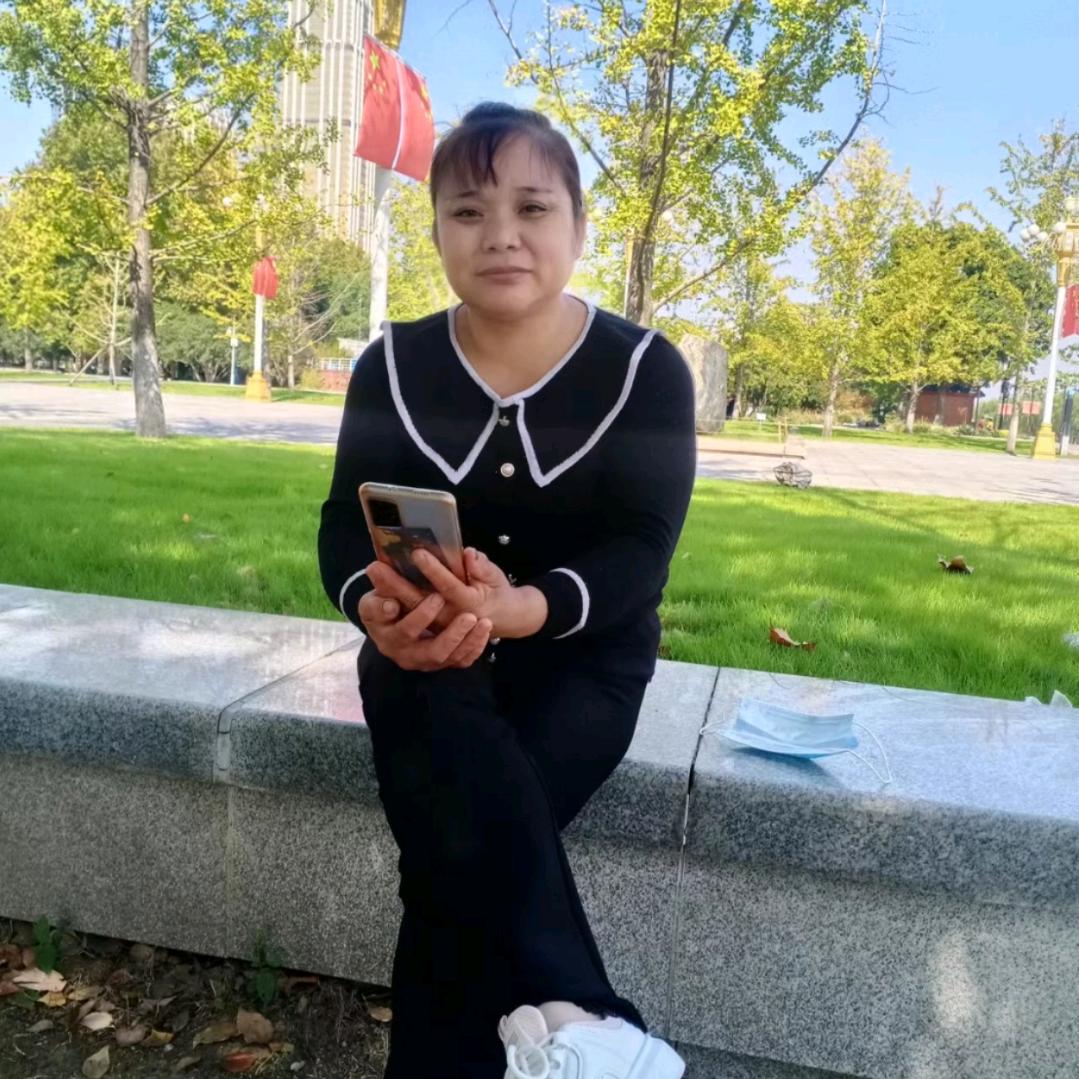 洪芳