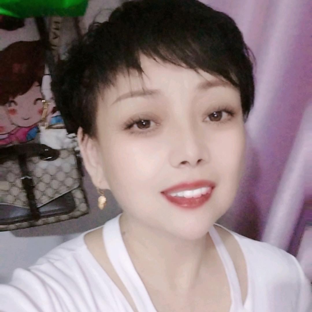 转身微笑的凤姐🌹(拒连赞)