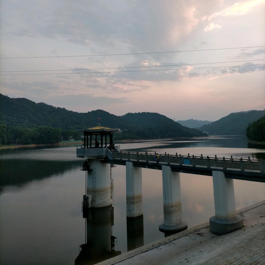 韶山老莫