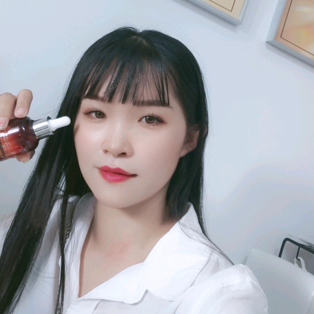 三姐，纹眉、眼、唇