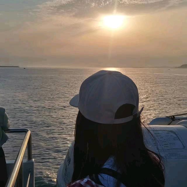 ℡     艳   子 呀 💋