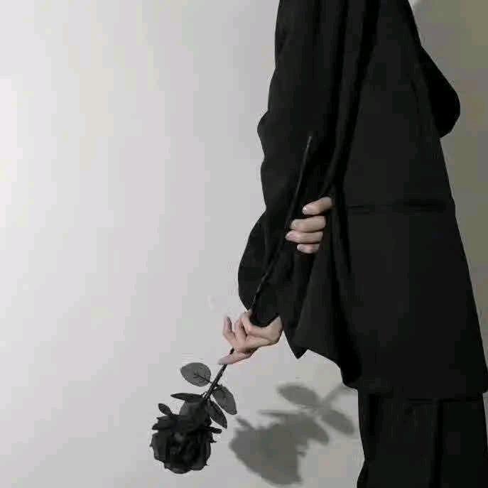 _她给的糖好苦*