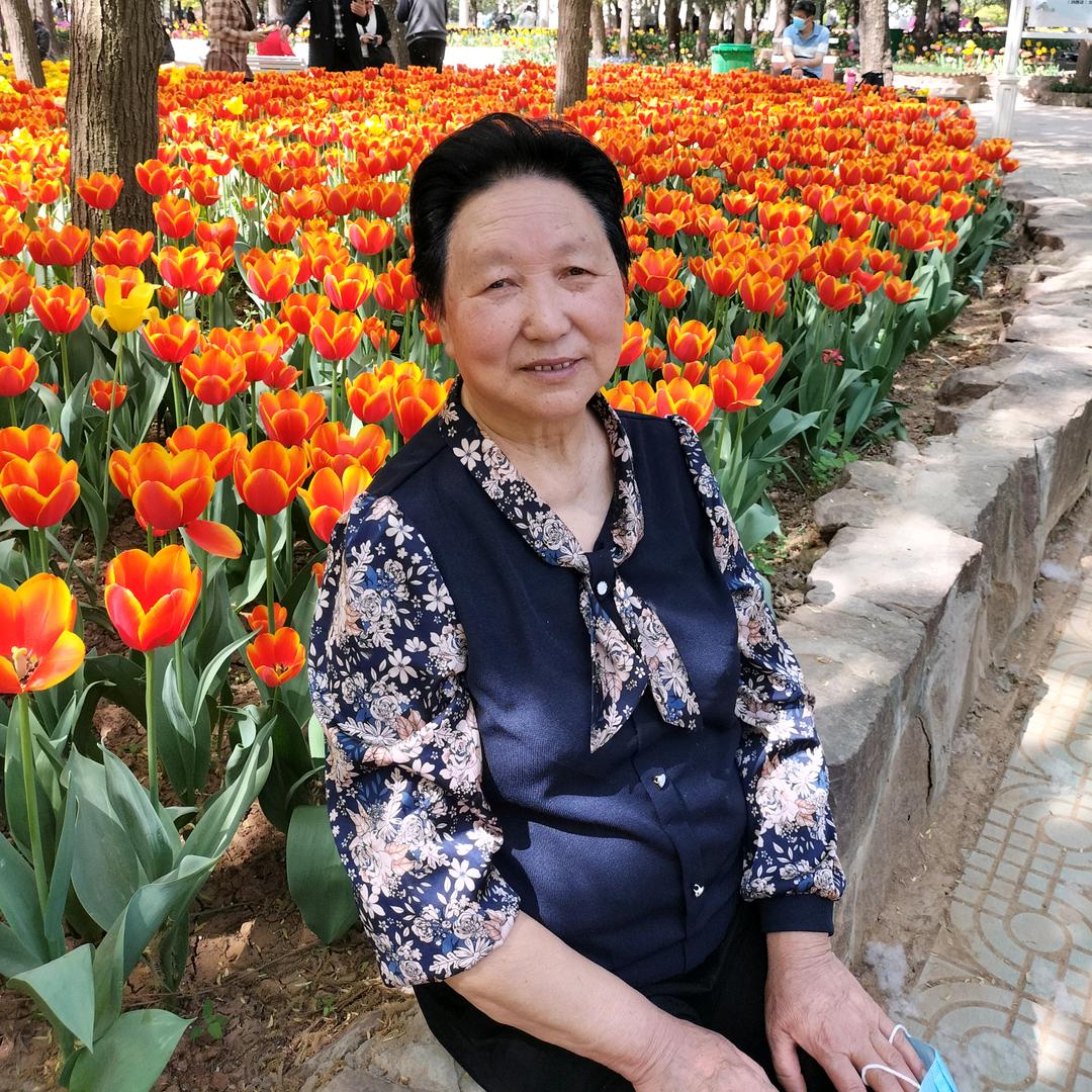 洛宁爱舞焦姐