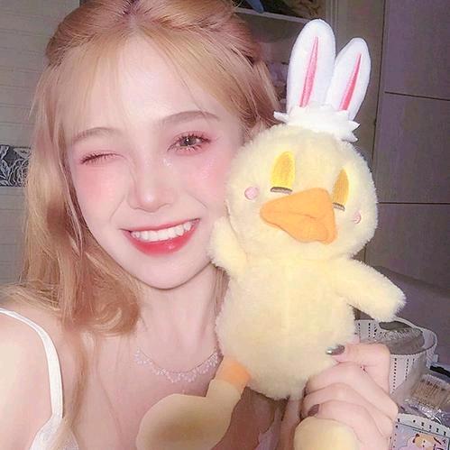半只小月亮🌙