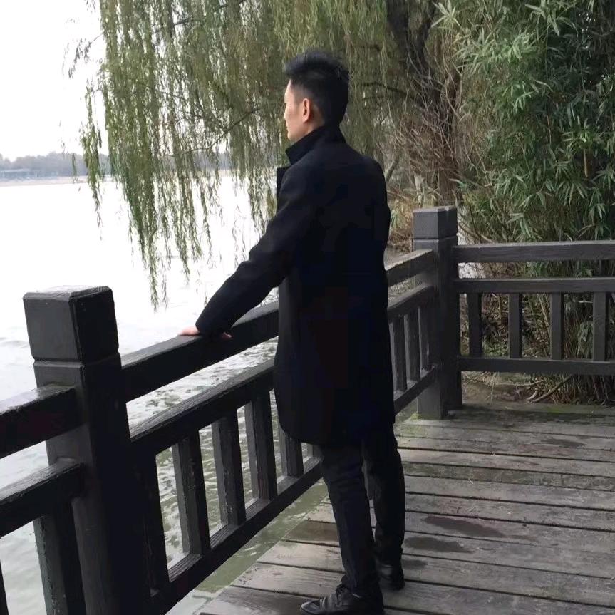 陌小柒