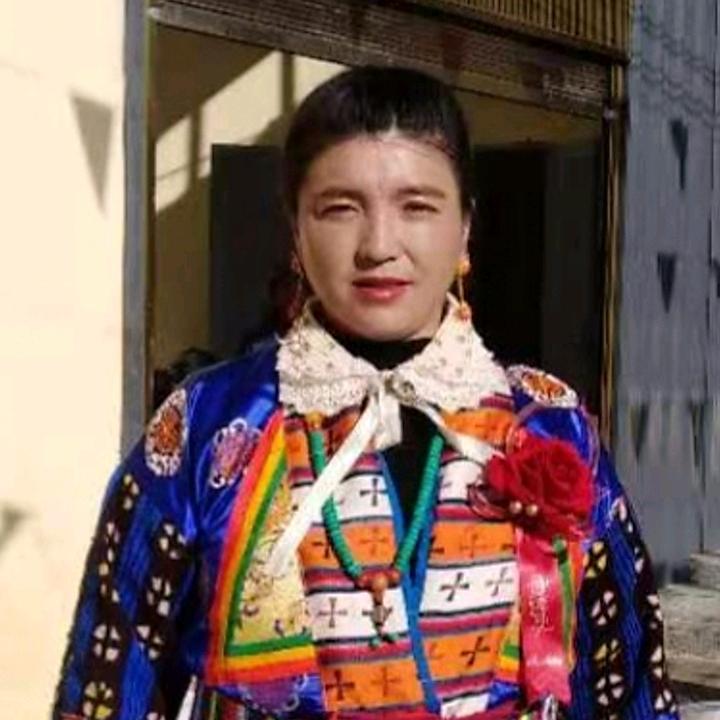 次里拉姆