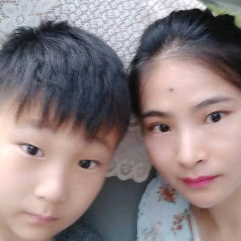 喜欢鲜花的牛粪头像