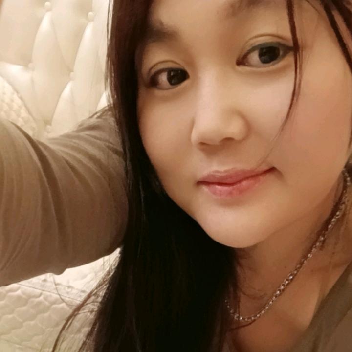 美君带着女儿