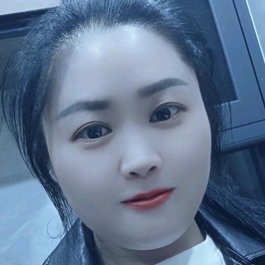 恩施曲中周美容馆水晶@橘子