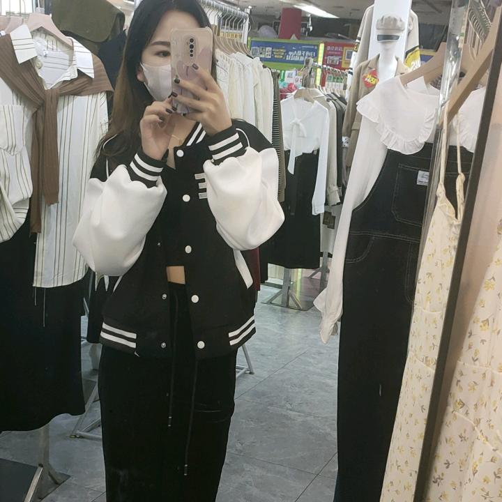 是月月吖