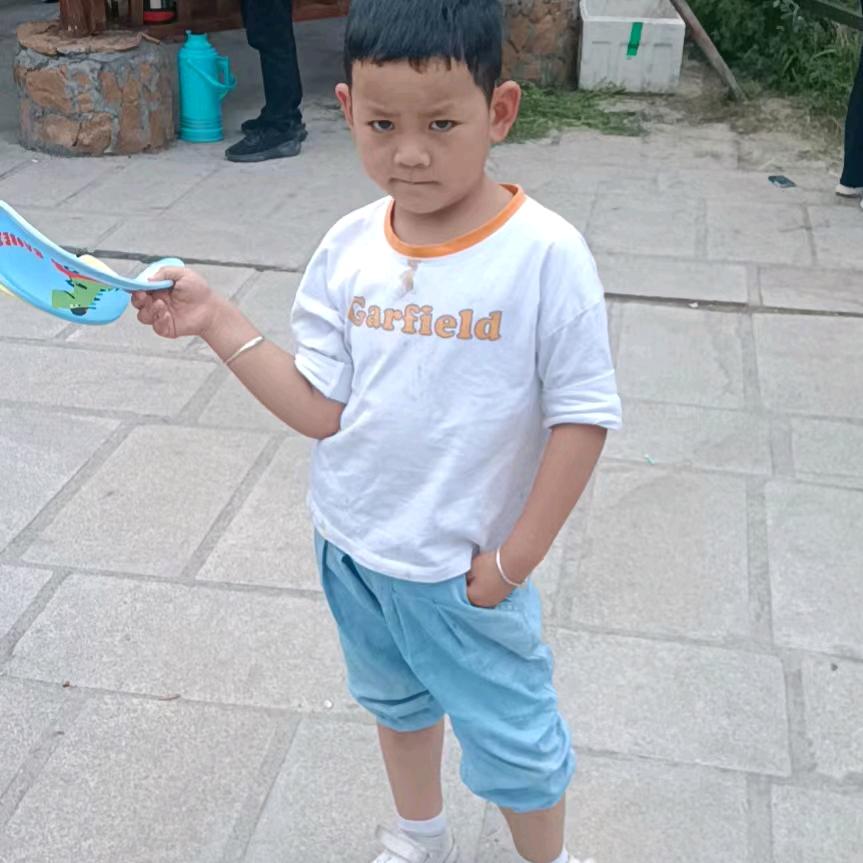 承接各种渣土运输，土石方运输