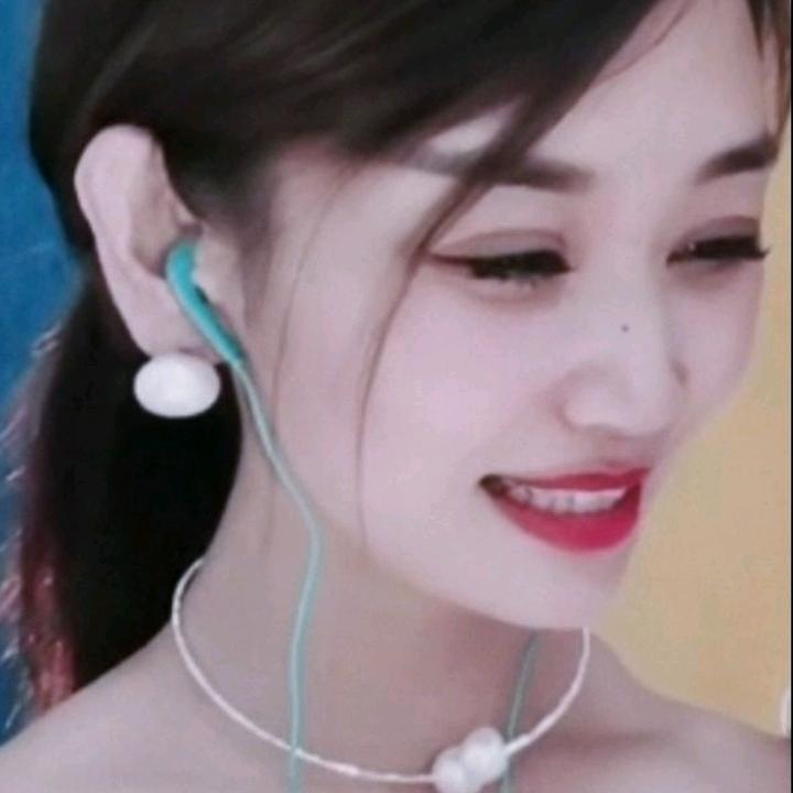 董小董