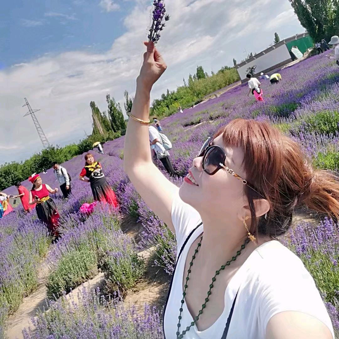 阳光🌸伊人