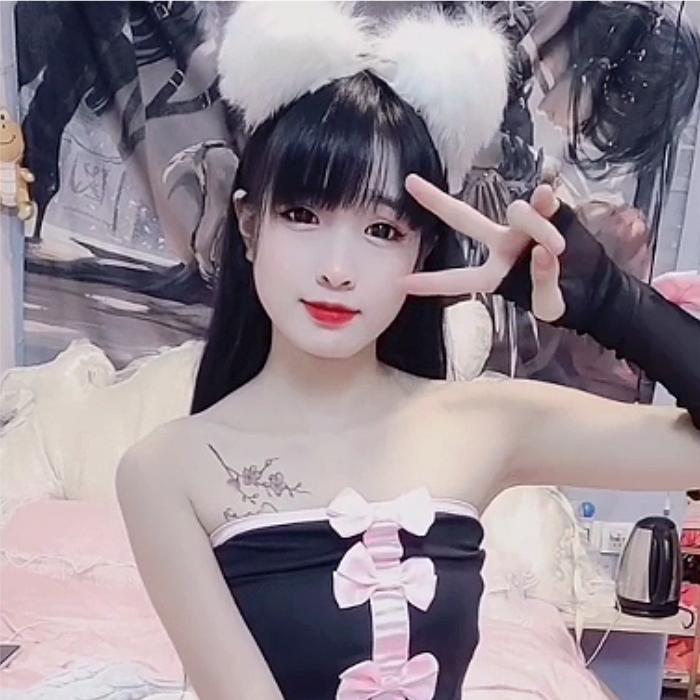 性感小母女(粉冲3万)