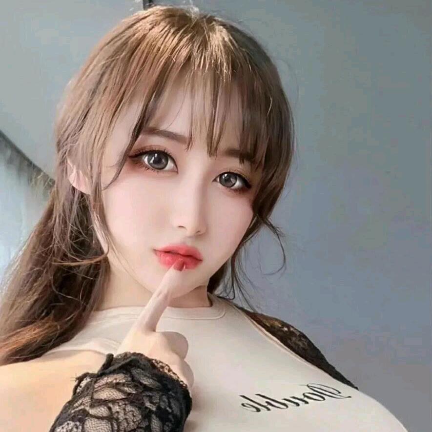 i克漠河头像