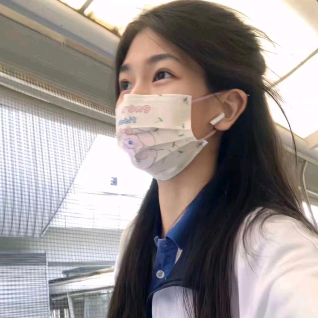 小梨儿🍐⁶⁸⁸