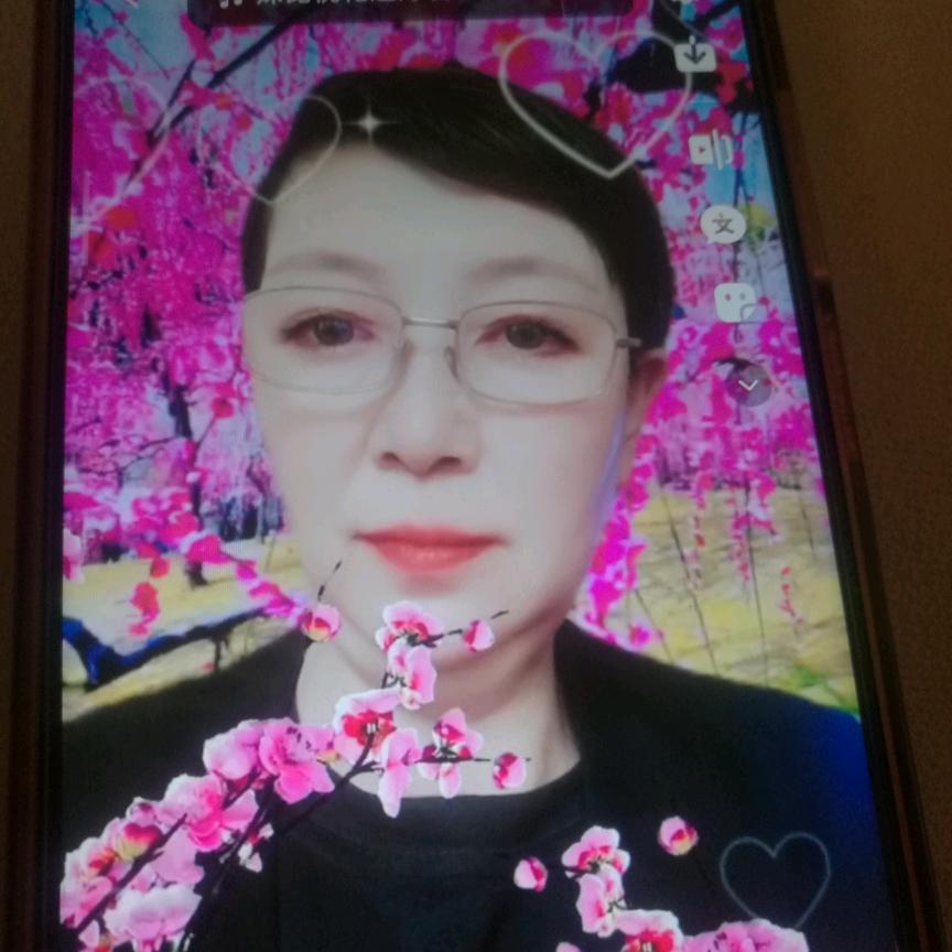 江南雯丽
