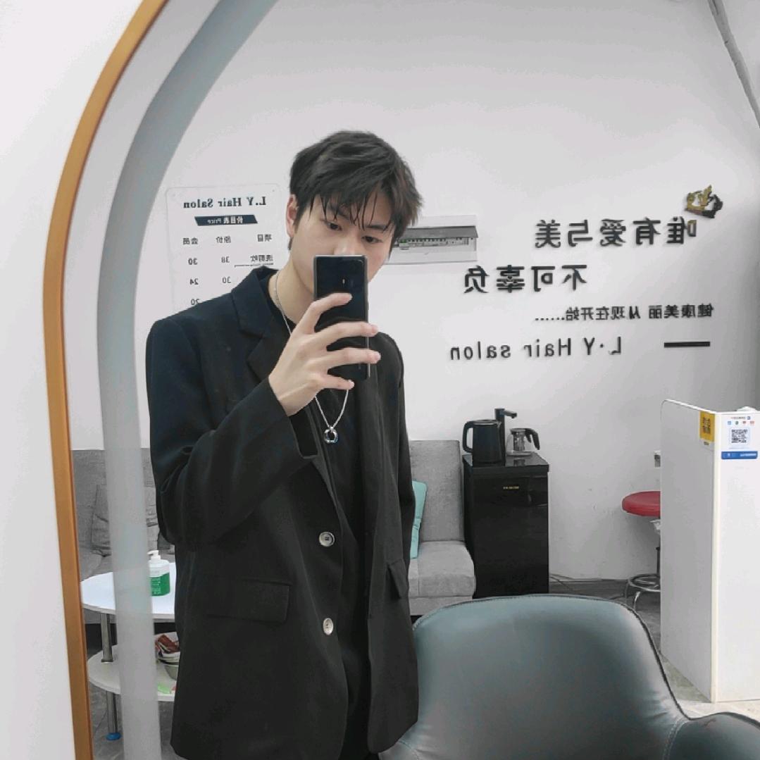 L·Y hair salon官方号