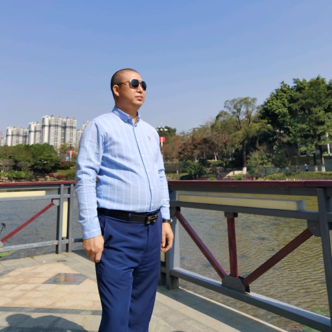 三 七《儒雅大叔》