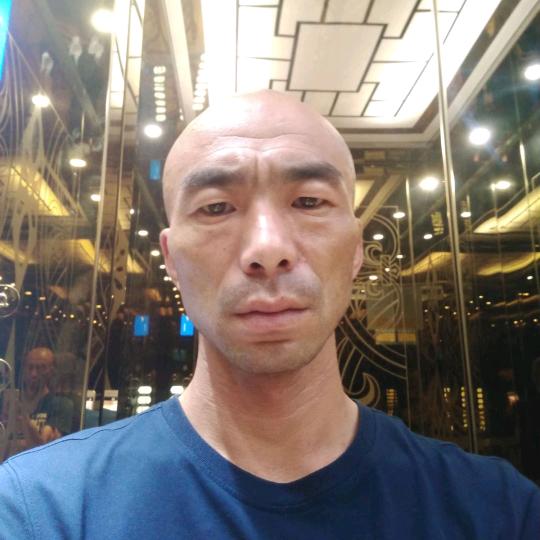 初@