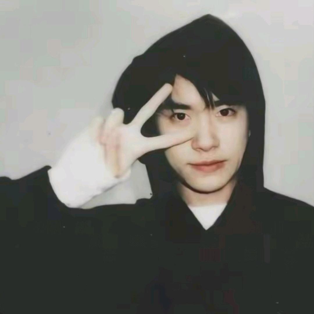 玺欢ฅ۶•ﻌ•♡