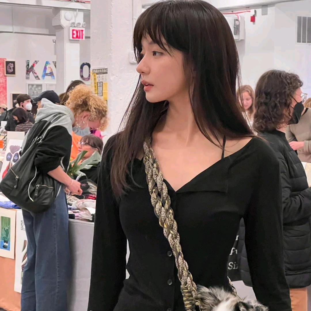 藍藍