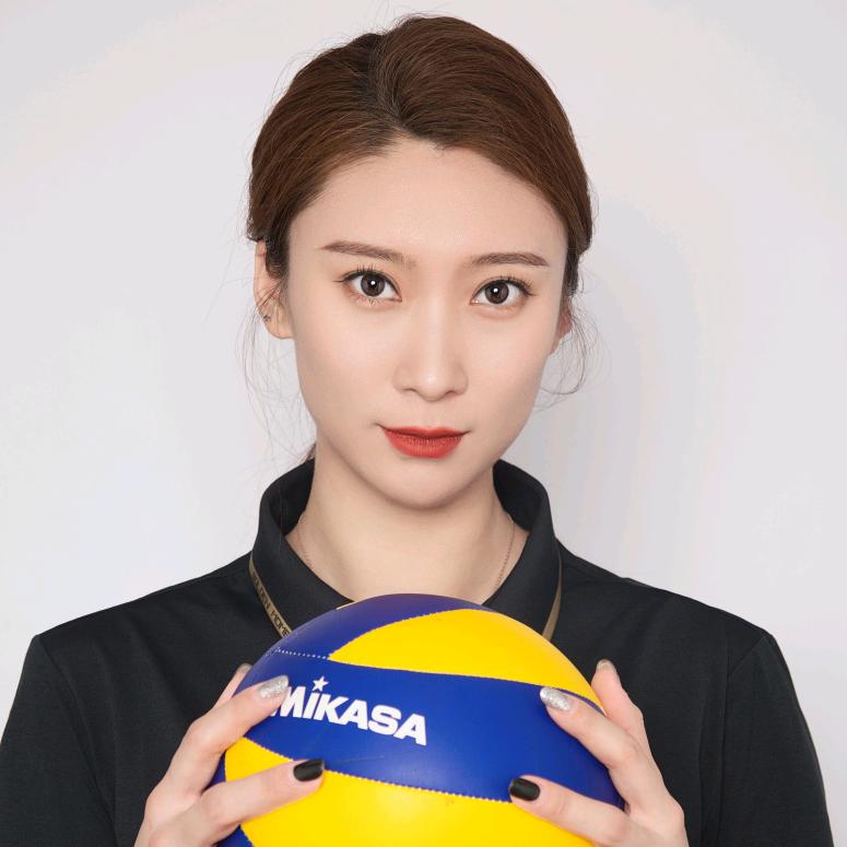 耿佳琪1米83