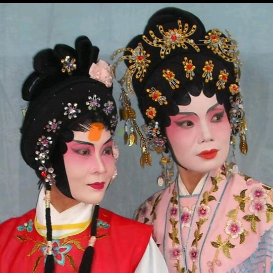 菲