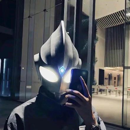 ￥