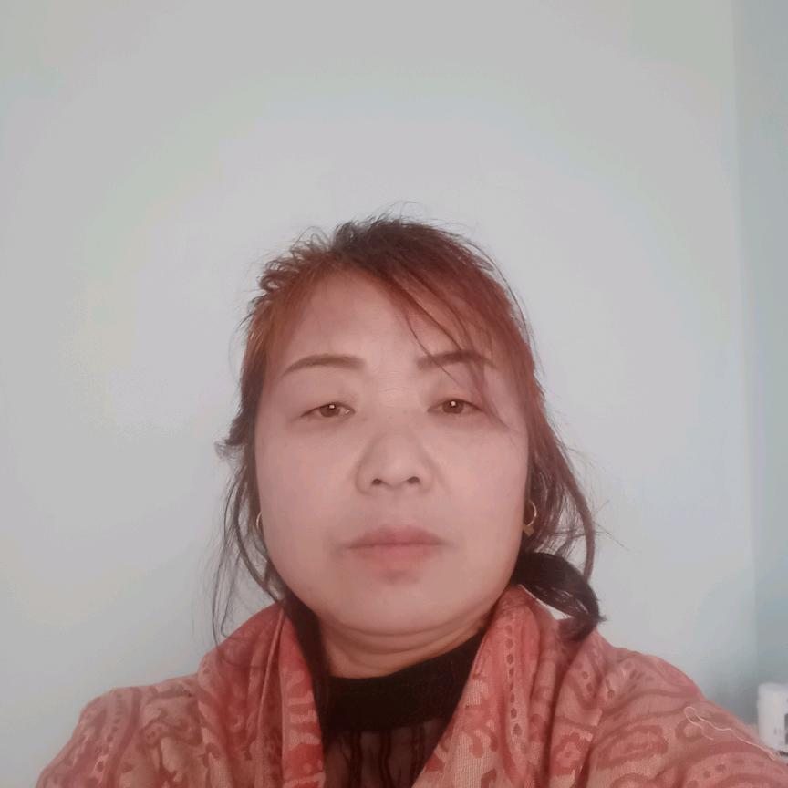 杨华琼