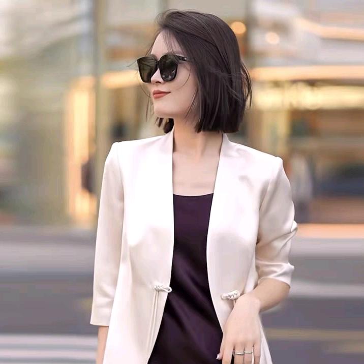 杰西西高定服饰